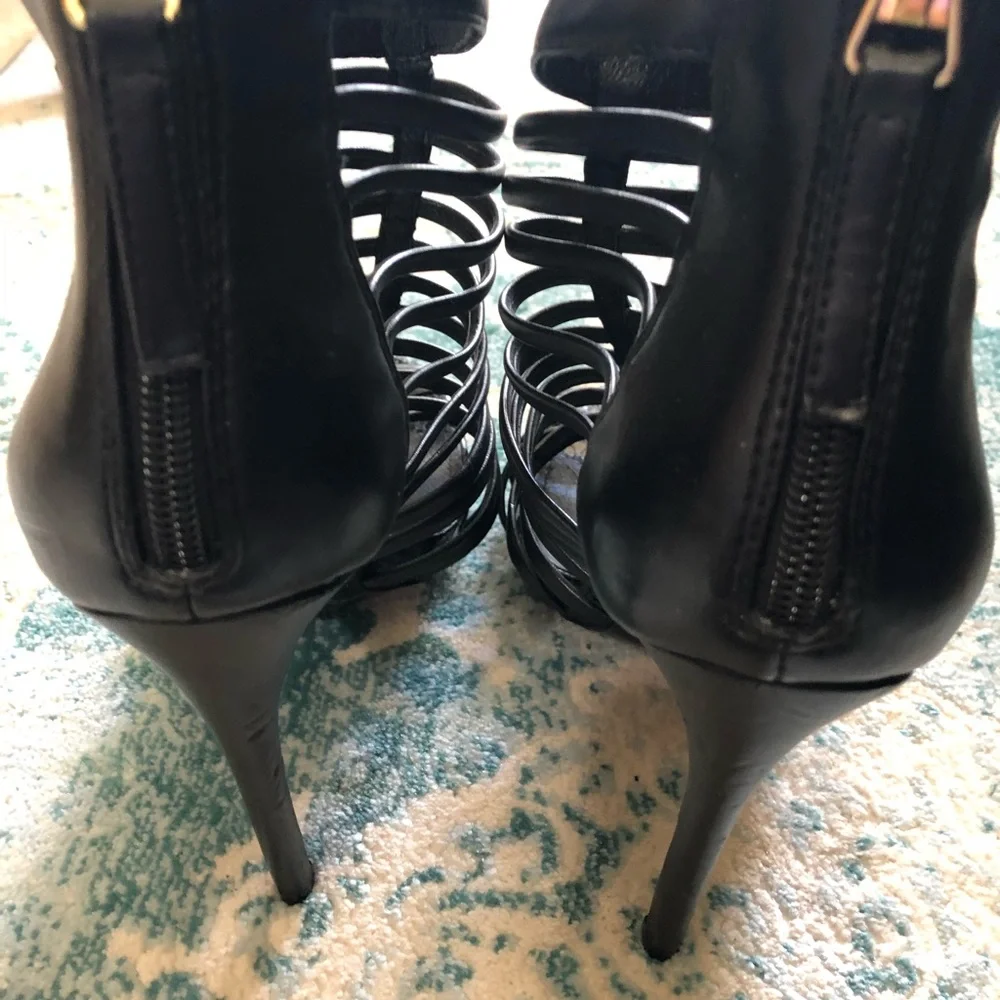 Steve Madden‎ Heels